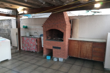 Sobrado á venda no Jardim Jaraguá na Rua Capitão Antônio Bueno Rangel, com 3 dormitórios