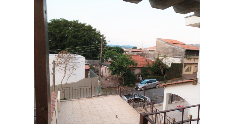 Sobrado á venda no Jardim Jaraguá na Rua Capitão Antônio Bueno Rangel, com 3 dormitórios