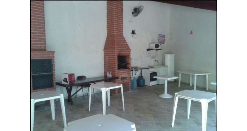 Apartamento à venda na Vila Guedes na Rua Martinho do Amaral 101, no Condomínio Edifício Safira
