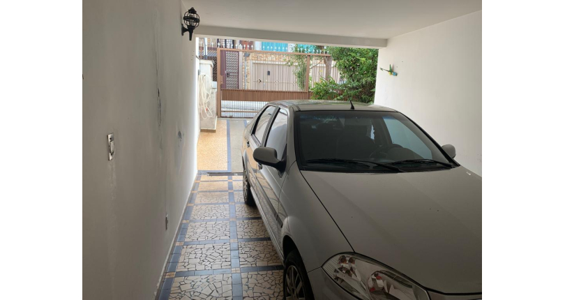 Casa Térrea no Jardim Maristela na Rua Coronel Augusto Machado