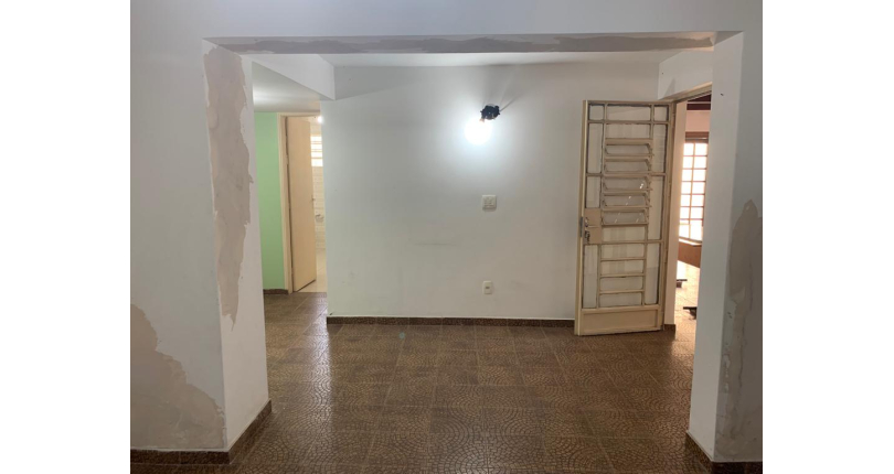 Casa Térrea no Jardim Maristela na Rua Coronel Augusto Machado