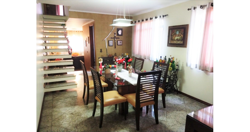  Sobrado à venda no Parque São Domingos na Rua Dona Herminda Borba Attuy