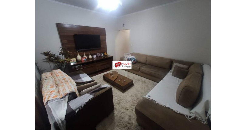 Sobrado à venda nos Remédios na Rua Frei João Augusto Becker