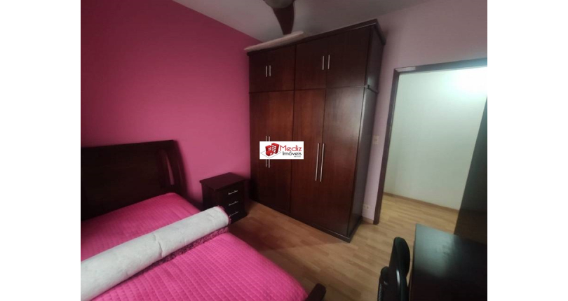 Sobrado à venda nos Remédios na Rua Frei João Augusto Becker