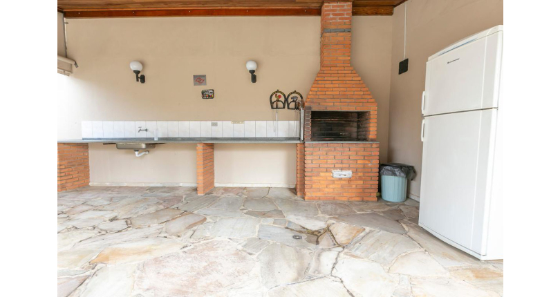  Apartamento à venda na Vila Mangalot na Rua Joaquim Oliveira Freitas 912 Edifício Mirante do Sol 