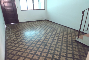  Ótimo Sobrado à venda no Jardim Santa Mônica na Rua Carlos de Resende