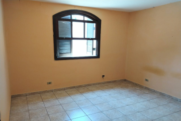  Ótimo Sobrado à venda no Jardim Santa Mônica na Rua Carlos de Resende