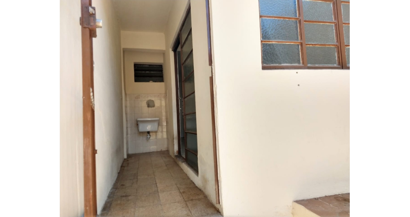  Ótimo Sobrado à venda no Jardim Santa Mônica na Rua Carlos de Resende