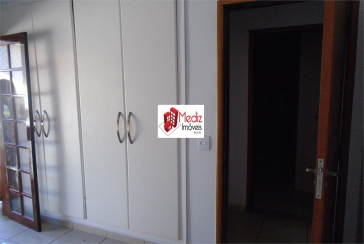  Sobrado à venda no Parque São Domingos na Rua João Veloso de Oliveira 235 no Condomínio Primavera 