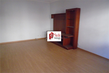  Sobrado à venda no Parque São Domingos na Rua João Veloso de Oliveira 235 no Condomínio Primavera 