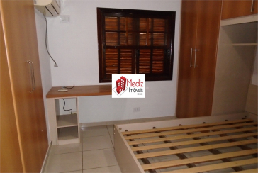  Sobrado à venda no Parque São Domingos na Rua João Veloso de Oliveira 235 no Condomínio Primavera 