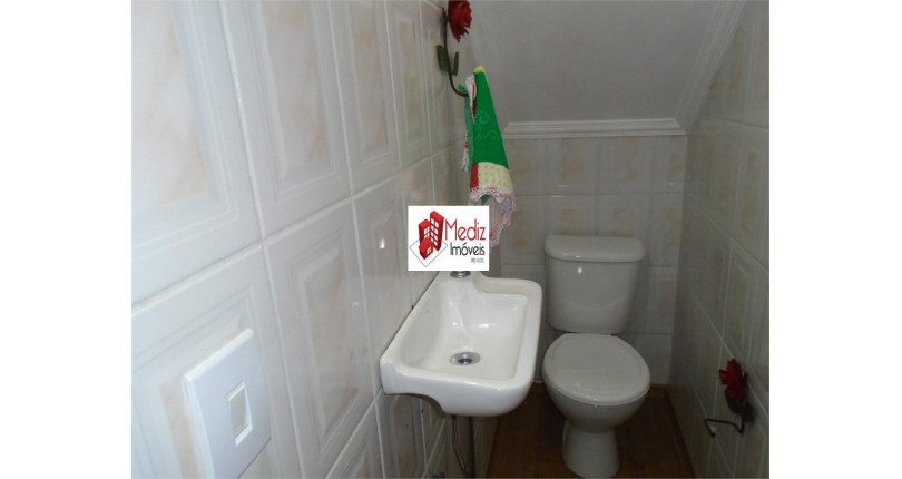  Sobrado à venda no Parque São Domingos na Rua João Veloso de Oliveira 235 no Condomínio Primavera 