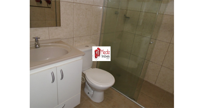  Sobrado à venda no Parque São Domingos na Rua João Veloso de Oliveira 235 no Condomínio Primavera 