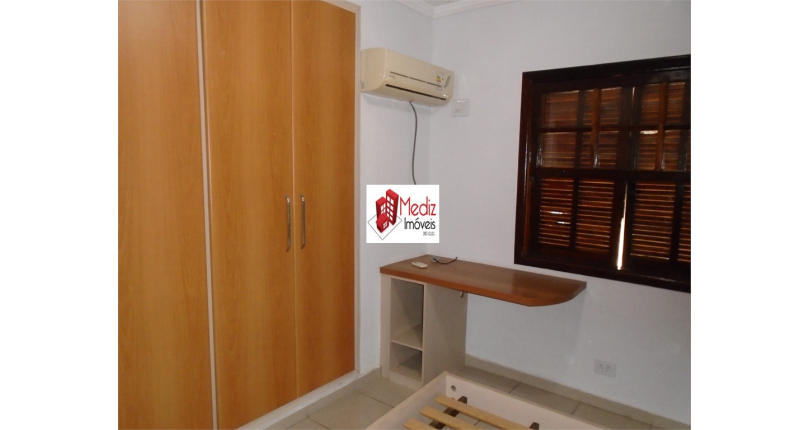  Sobrado à venda no Parque São Domingos na Rua João Veloso de Oliveira 235 no Condomínio Primavera 