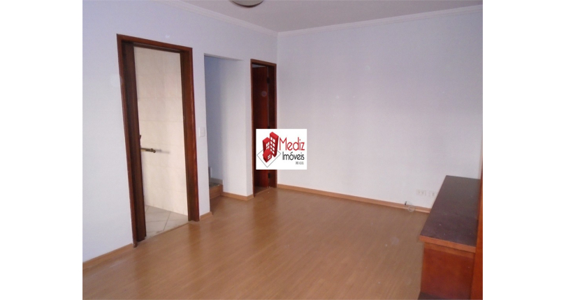  Sobrado à venda no Parque São Domingos na Rua João Veloso de Oliveira 235 no Condomínio Primavera 