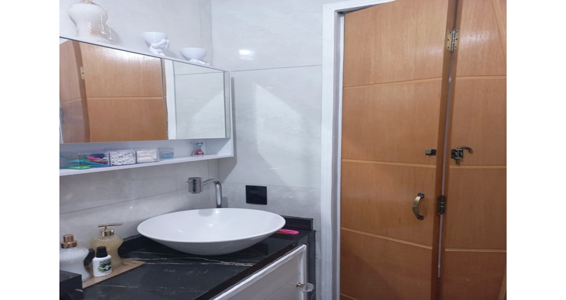 Sobrado à venda Avenida Santa Mônica, 326, Jardim Santa Mônica - Imóveis à Venda