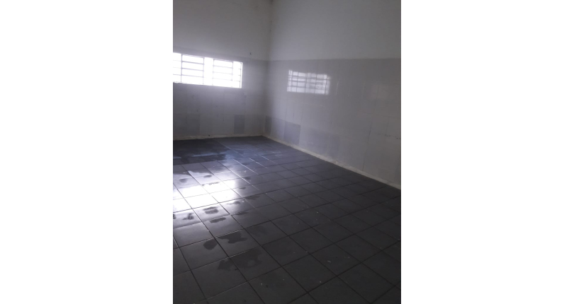 Galpão à venda na Vila Boaçava na Rua Itamoji