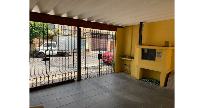 Sobrado à venda no Jardim Líbano na Rua Professor Araújo Coelho