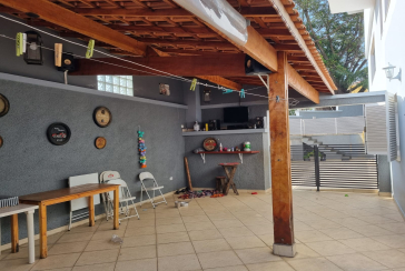 Sobrado à venda no Parque São Domingos na Rua Artur Bastos