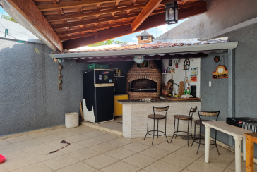 Sobrado à venda no Parque São Domingos na Rua Artur Bastos