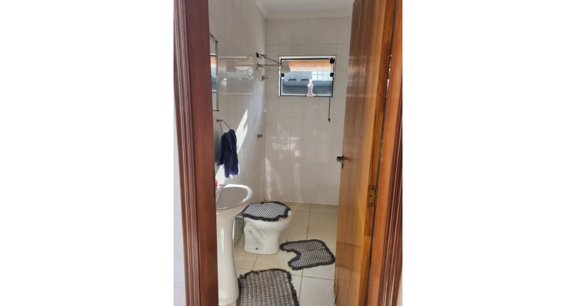 Sobrado à venda no Parque São Domingos na Rua Artur Bastos