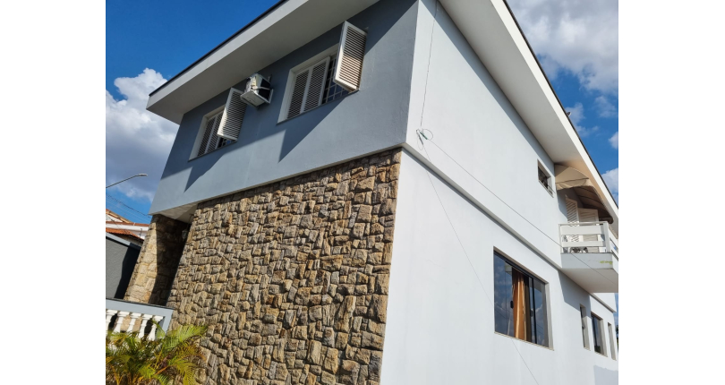 Sobrado à venda no Parque São Domingos na Rua Artur Bastos