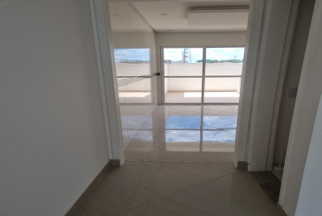 Sobrado novo à venda na Vila Pereira Barreto na Rua Doutor Osvaldo Urioste 194