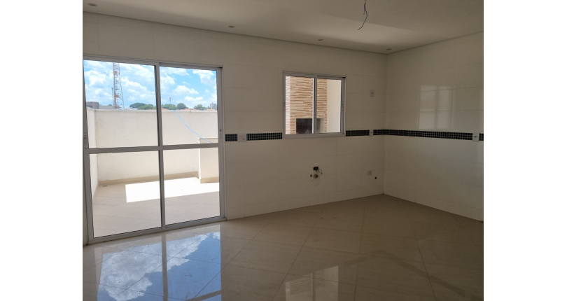 Sobrado novo à venda na Vila Pereira Barreto na Rua Doutor Osvaldo Urioste 194