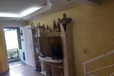 Sobrado à venda no Conjunto Residencial Vista Verde na Rua Desembargador Plínio Novaes de Andrade 155