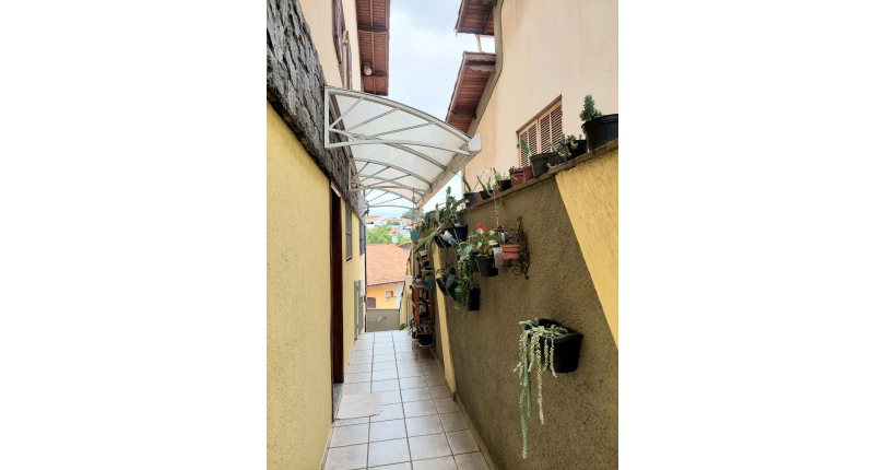 Sobrado à venda no City Pinheirinho na Rua Jose Mauro de Vasconcelos