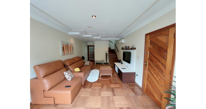 Sobrado à venda no City Pinheirinho na Rua Jose Mauro de Vasconcelos