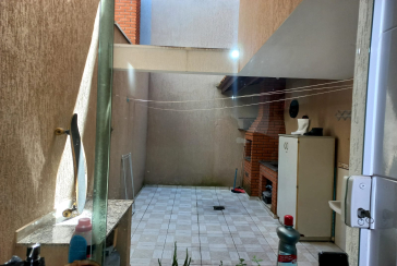 Sobrado à venda no Jaraguá na Rua Mar Alto