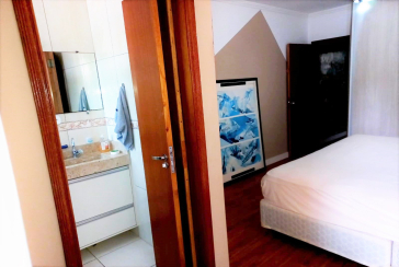 Sobrado à venda no Jaraguá na Rua Mar Alto