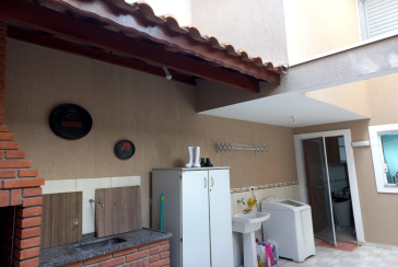 Sobrado à venda no Jaraguá na Rua Mar Alto