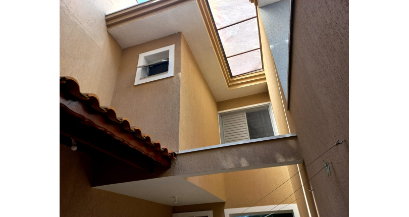 Sobrado à venda no Jaraguá na Rua Mar Alto