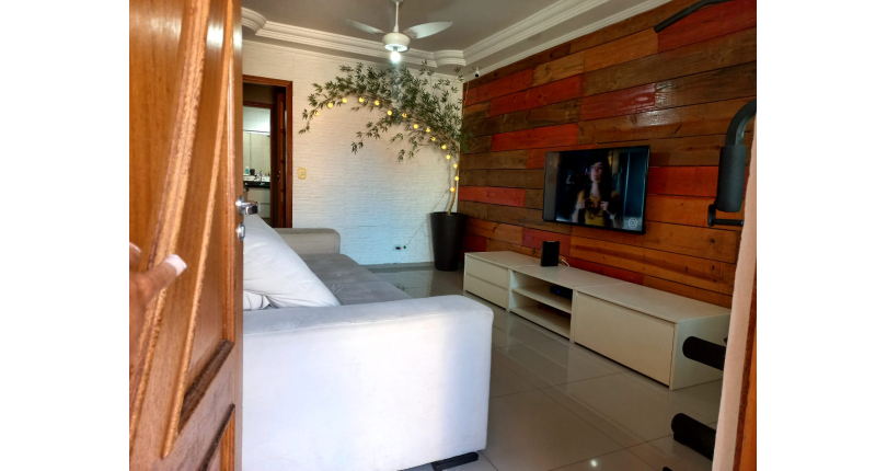 Sobrado à venda no Jaraguá na Rua Mar Alto