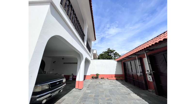 Sobrado à venda na Vila Clarice na Rua Major Alfredo Romão