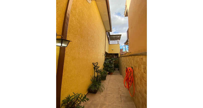 Casa à venda no Jardim Santo Elias na Rua Benedito da Fonseca Rondon