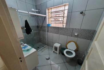 Casa assobradada nas Perdizes na Rua dos Caetés