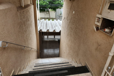 Casa assobradada nas Perdizes na Rua dos Caetés