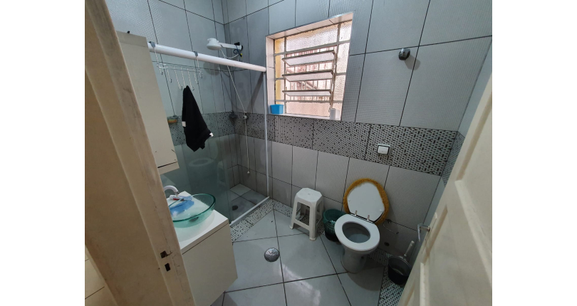 Casa assobradada nas Perdizes na Rua dos Caetés