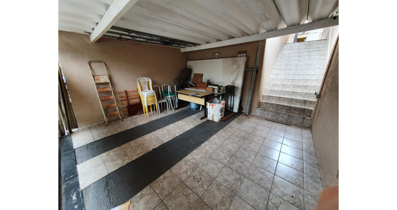 Casa assobradada nas Perdizes na Rua dos Caetés