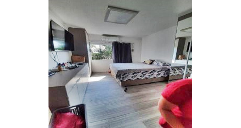 Belo Sobrado à Venda no Parque São Domingos na Rua Amílcar Barbuy