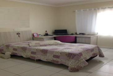 Sobrado à venda na Vila dos Remédios na Rua Físico Lawrence