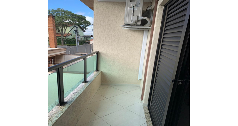 Sobrado à venda no Jardim Regina na Rua Doutor Almeida Soares