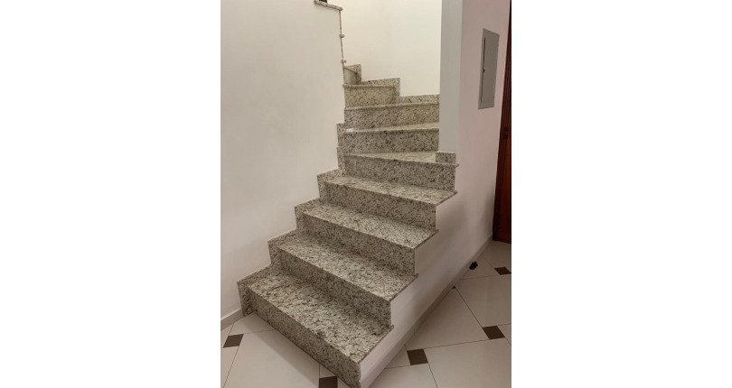 Sobrado à venda no Jardim Regina na Rua Doutor Almeida Soares