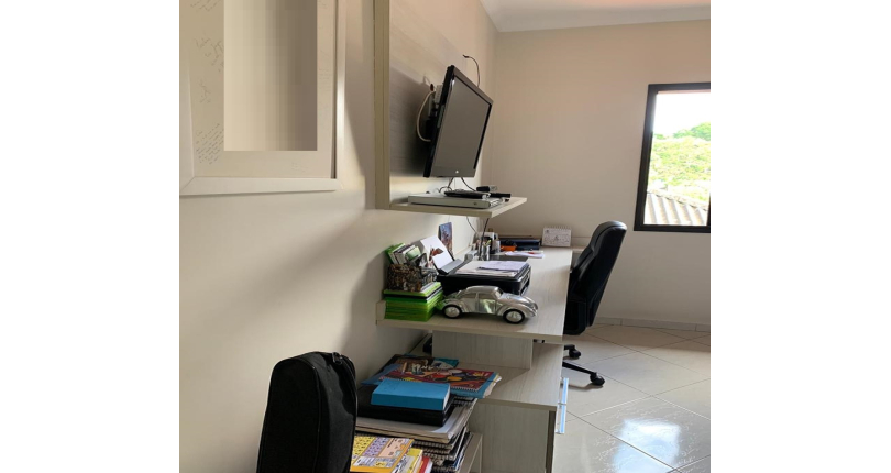 Sobrado à venda no Jardim Regina na Rua Doutor Almeida Soares