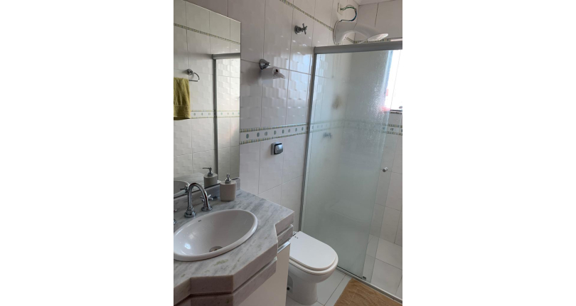 Sobrado à venda no Jardim Regina na Rua Doutor Almeida Soares