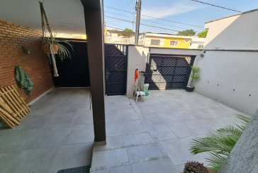 Sobrado á venda no Parque São Domingos na Rua João Puglisi