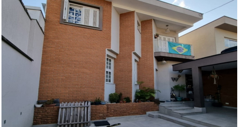 Sobrado á venda no Parque São Domingos na Rua João Puglisi